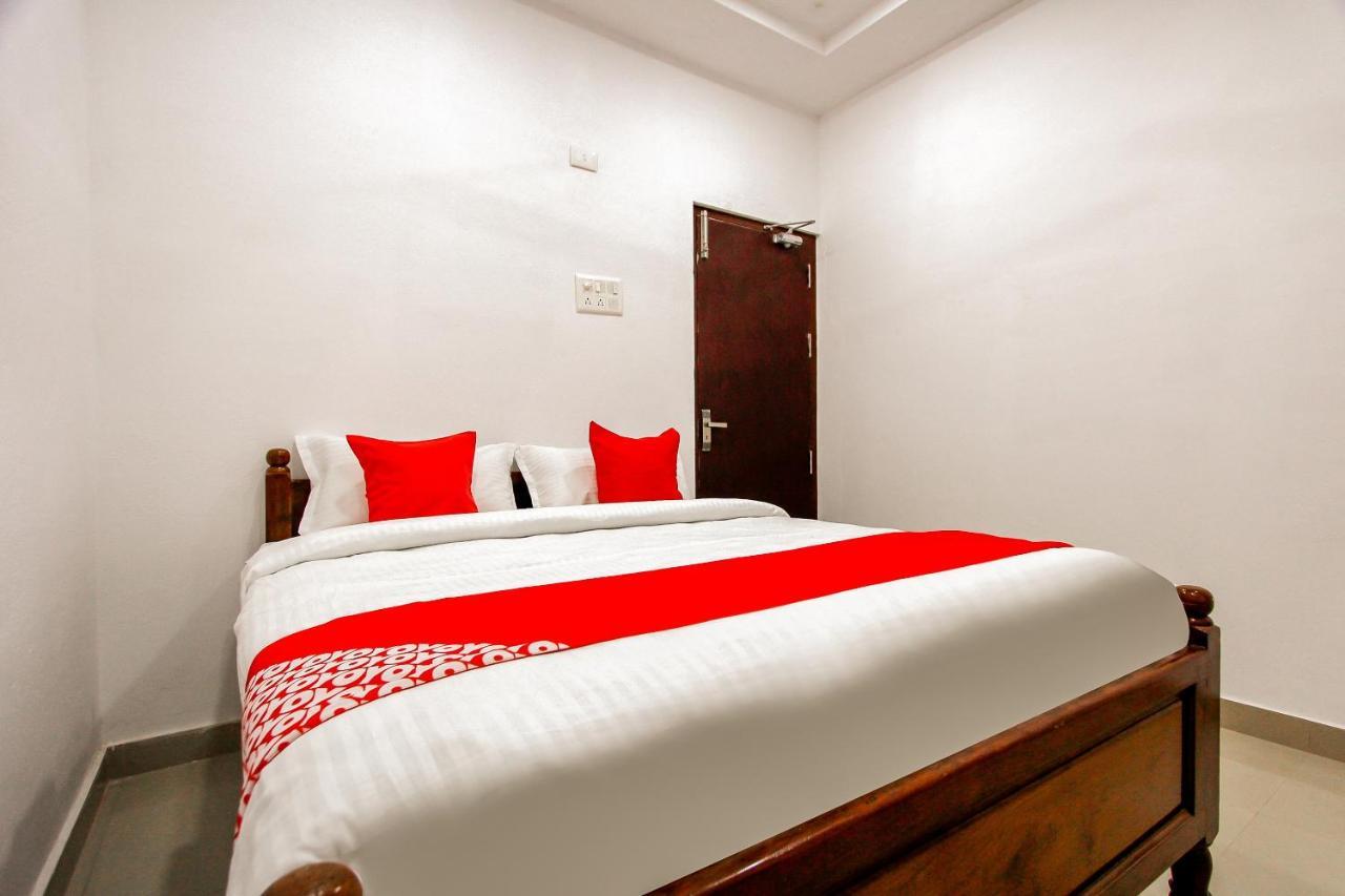 Отель Oyo 69625 Mayuraa Residency Кумбаконам Экстерьер фото