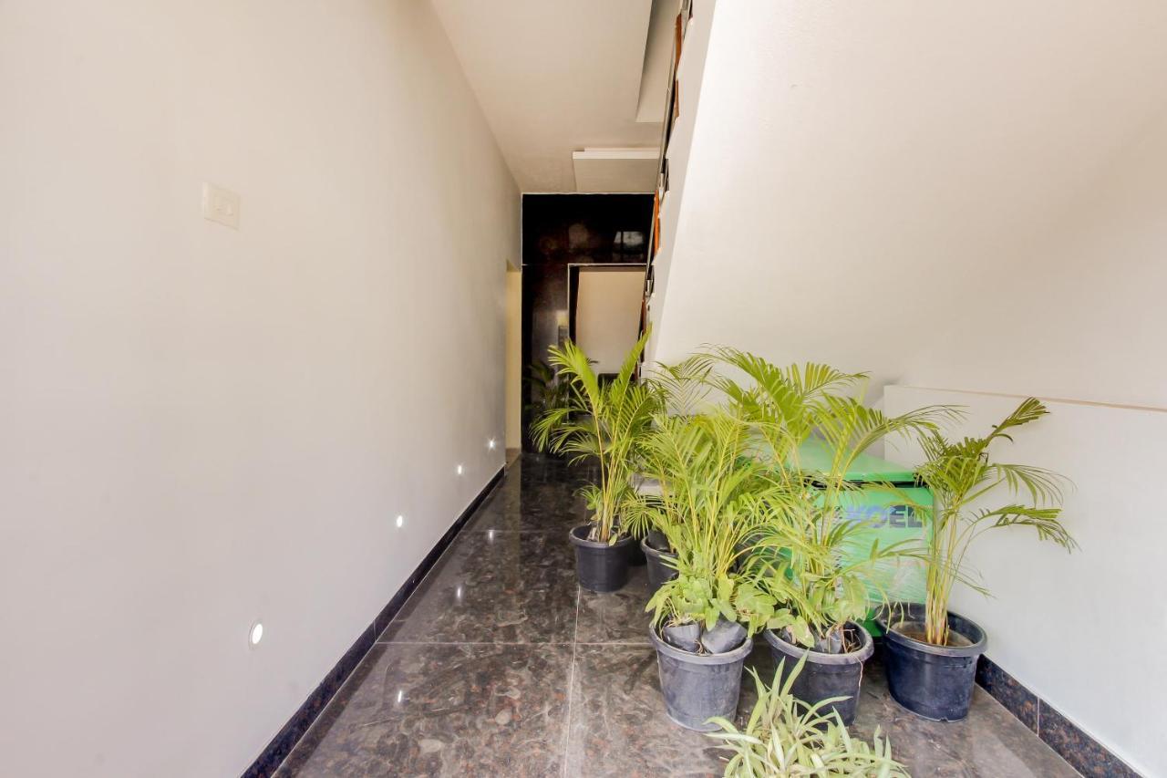 Отель Oyo 69625 Mayuraa Residency Кумбаконам Экстерьер фото